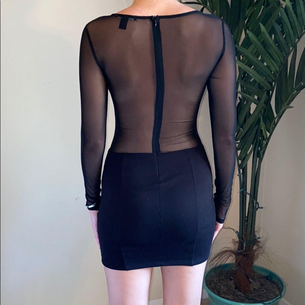 Sexy black cocktail dress - Picture 3 of 3